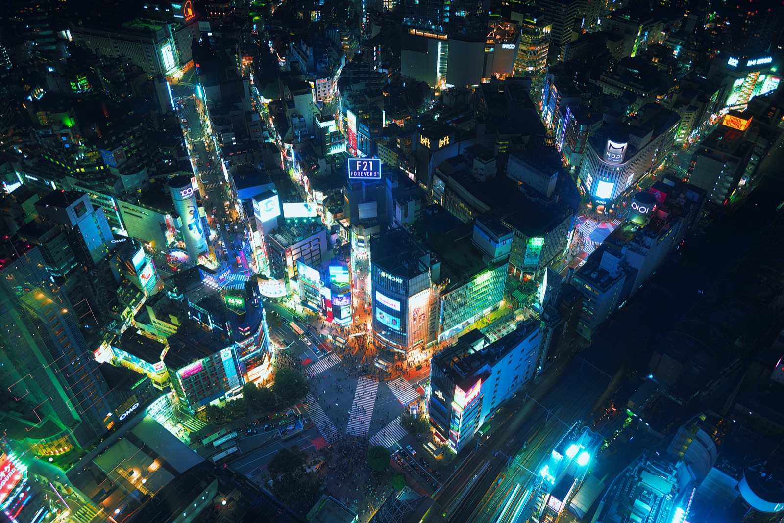 カラー（Color Grading）で仕上げ